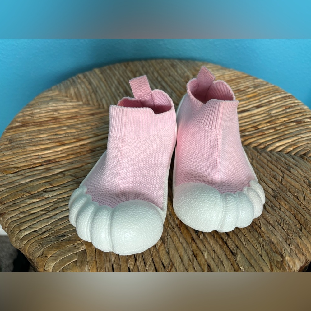 SK SIX toddler girls water shoes